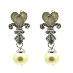Pearly Silver Heart